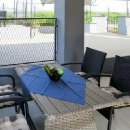 Appartamento Alice - Lovely Terrace & Garage - Happy