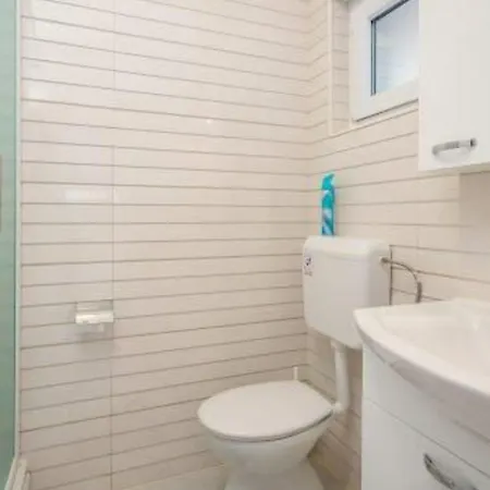 Alice - Lovely Terrace & Garage - Happy Apartman *